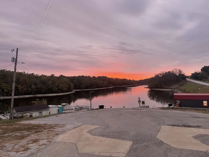Don's Marina & Willisburg Lake Campground