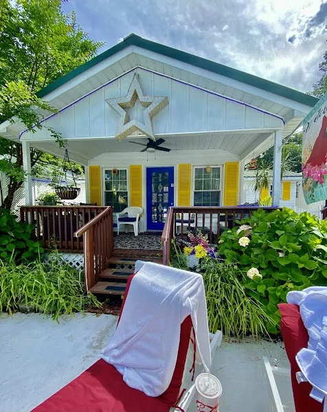 Miss Patti's The Rose of the Lakes Bed & Breakfast