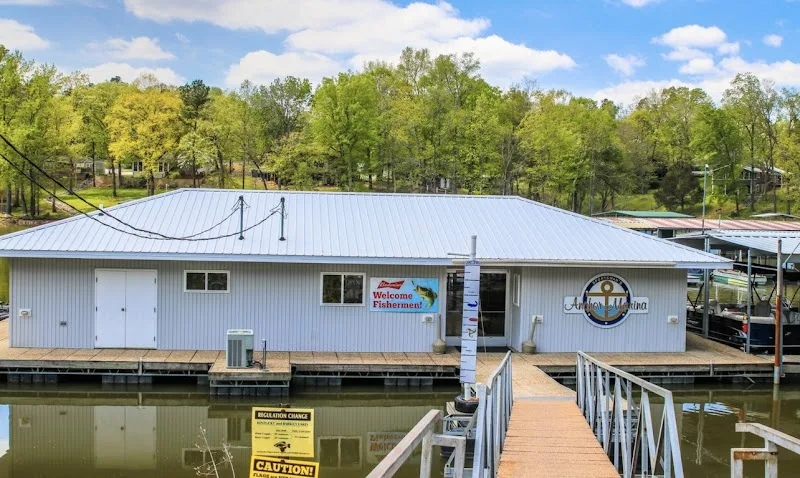 Sportsman's Lodge