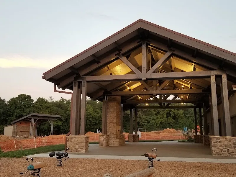 Dumont Hill At Dugas Park