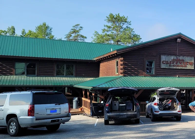 Cliffview Lodge