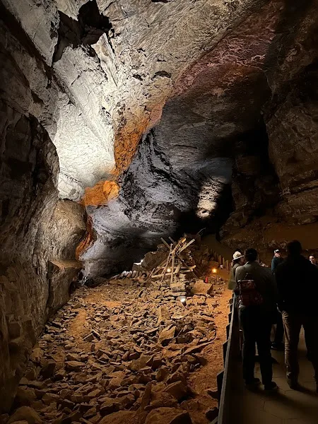 Mammoth Cave Historic Tour