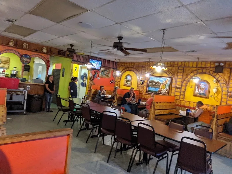 Los tres agaves